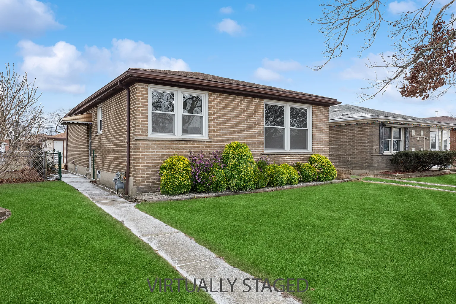 12727 S Saginaw Ave photo 1