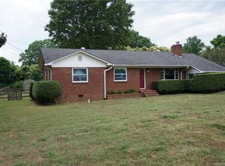 1227 Thompson Ave, Charlotte, NC 28216