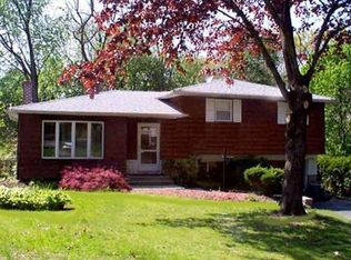 10 Overhill Rd, Elmsford, NY 10523