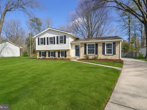 2813 Lomax Ct, Waldorf, MD 20602