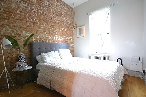 Rented by Bold New York | media 4