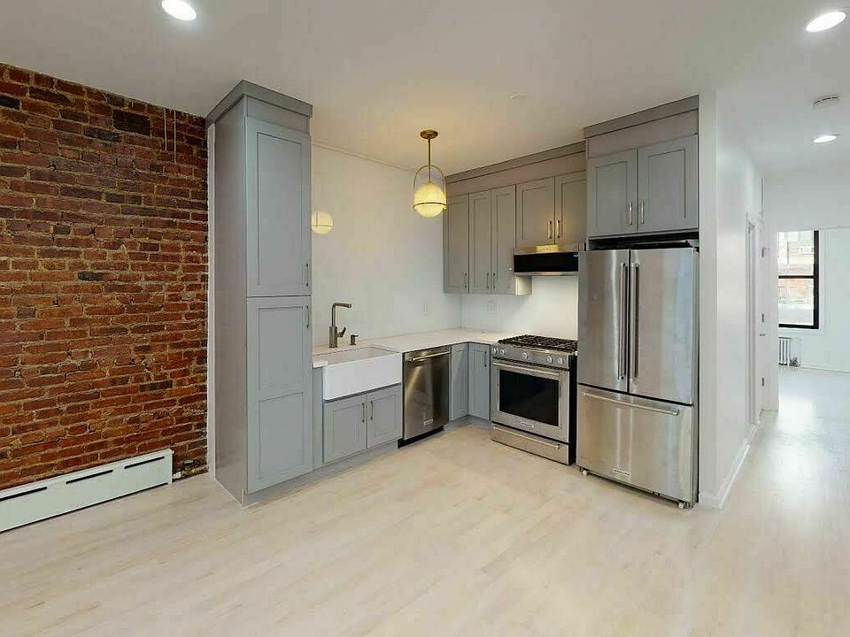 1st image of 882 Nostrand Ave APT 1