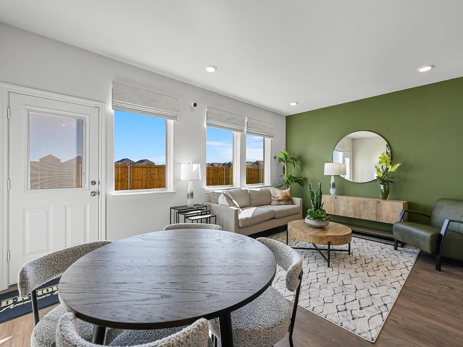 2 bed, 2.5 bath, 1130 sqft, $1,490 — Photo 3