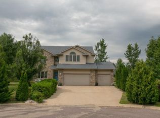 2614 Hulett Ct, Faribault, MN 55021