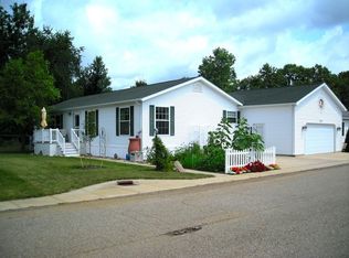 6750 Jr Dr, Kalamazoo, MI 49009