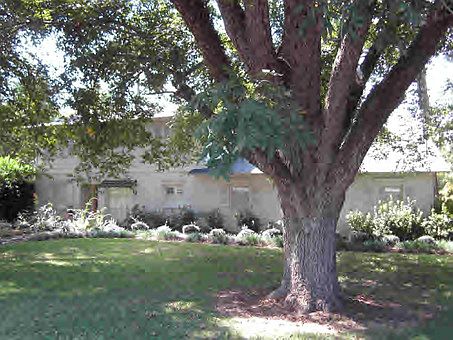 1st image of 942 Williams Ave