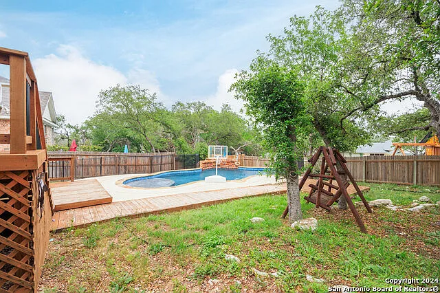 410 Cadence Hl — Photo 27
