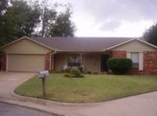 11609 Delphi Cir, Yukon, OK 73099