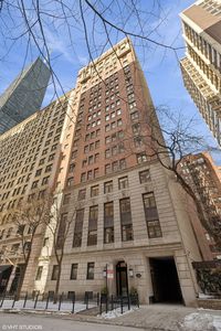222 E Chestnut St APT 14A, Chicago, IL, 60611