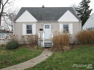 840 Napier Ave, Saint Joseph, MI 49085