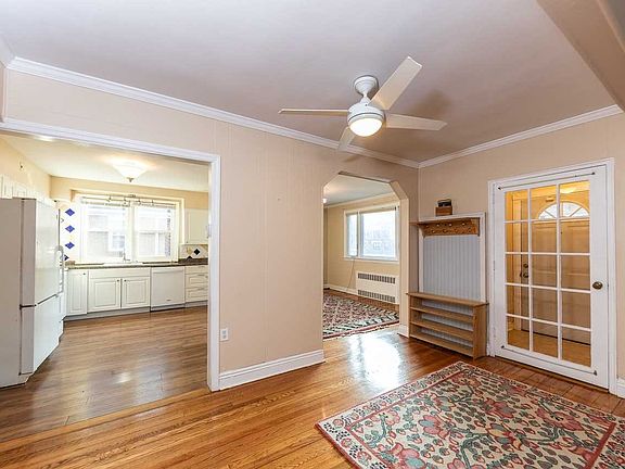 2nd image of 355 East Broadway