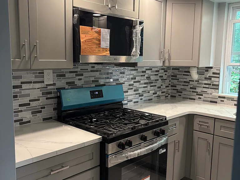 351 Levick St #2 — Photo 1