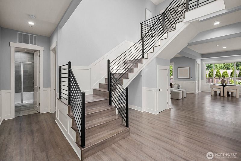 3rd image of 3919 Meadow Avenue N