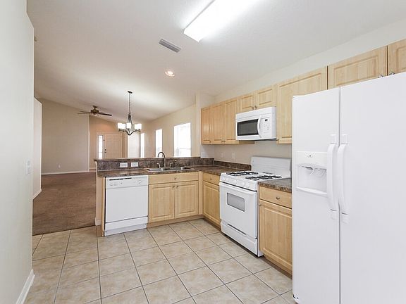 5th image of 11104 Robin Lake Ct