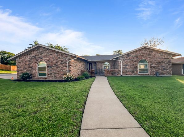 6816 Winifred Dr, Fort Worth, TX 76133