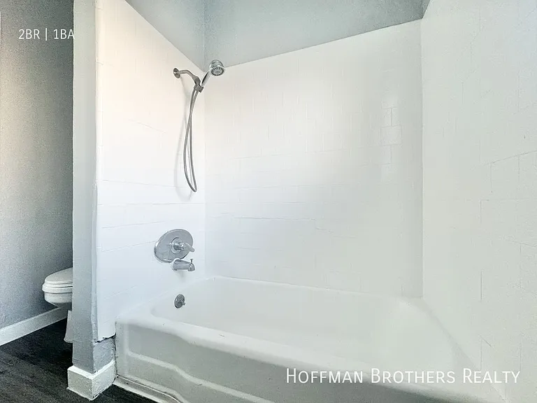 1431 Elm Ave #1 — Photo 11