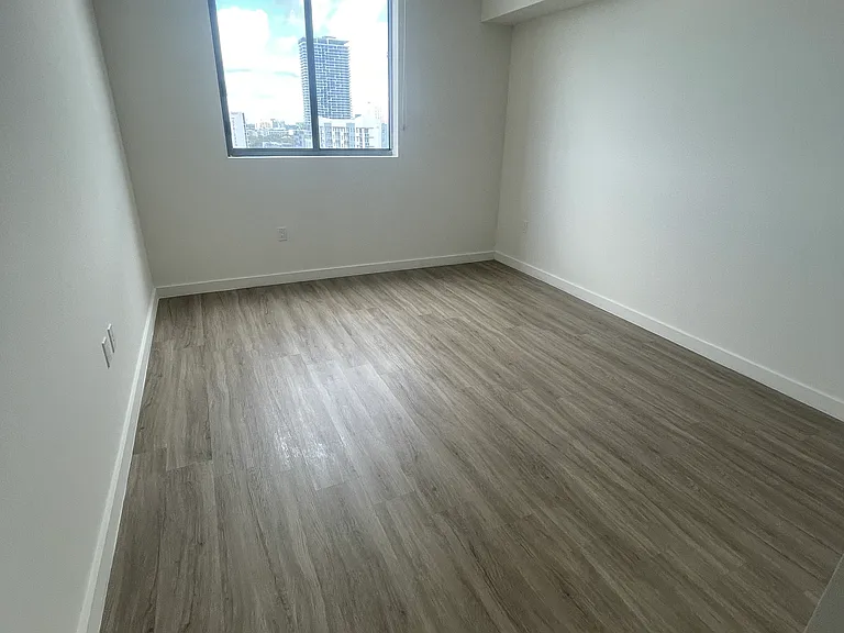 126 NE 21st St #B3 — Photo 7