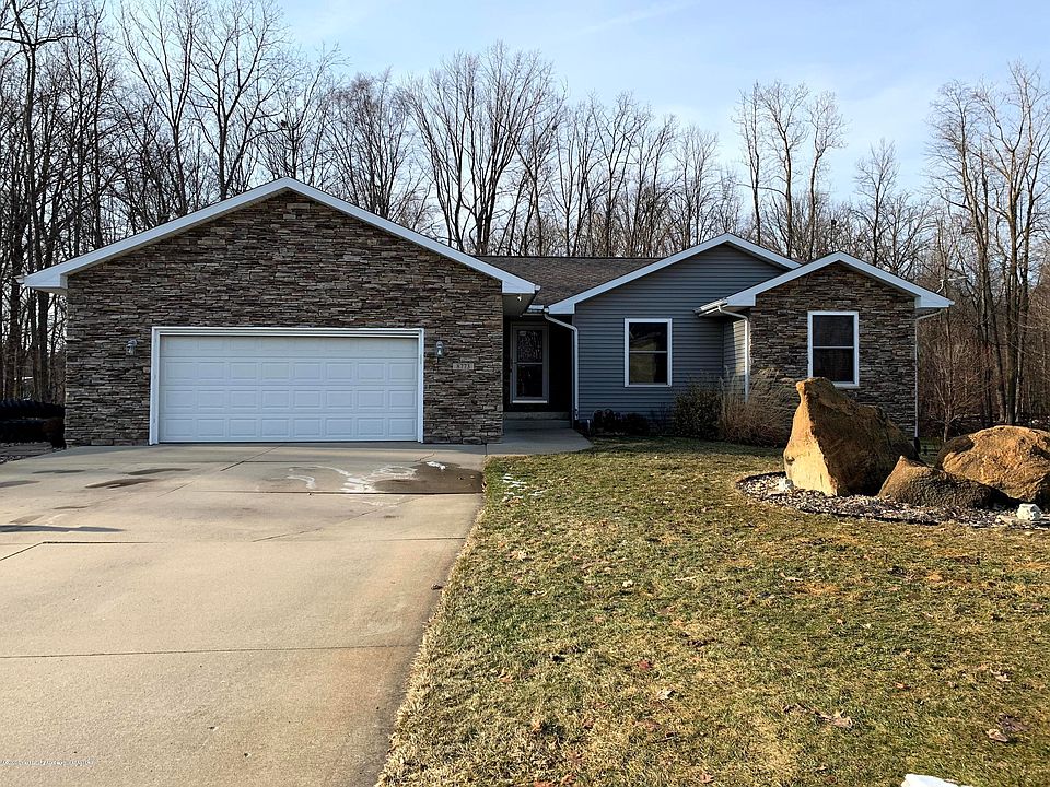 1st image of 8773 Jacaranda Dr