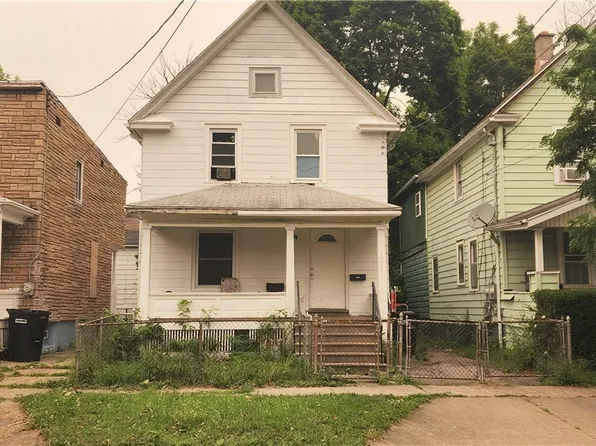 1806 Ferry Ave, Niagara Falls, NY 14301