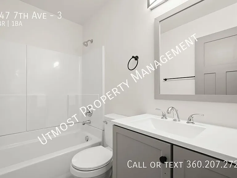 947 7th Ave #3 — Photo 2