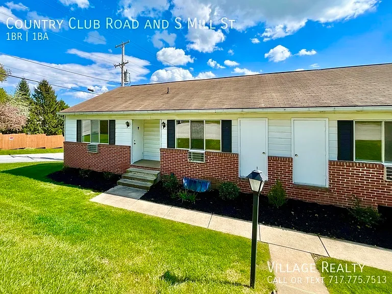 Country Club Rd — Photo 37