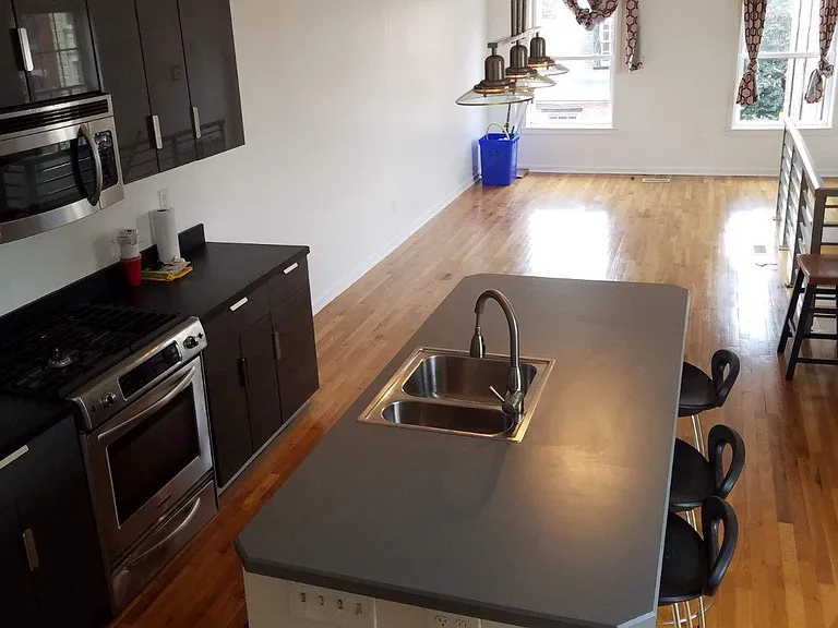 52 N 2nd St #3 — Photo 4