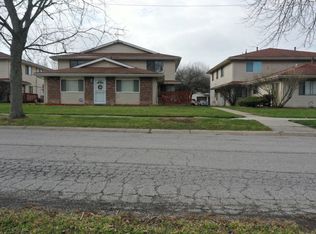 7015 Fillmore Dr, Merrillville, IN 46410