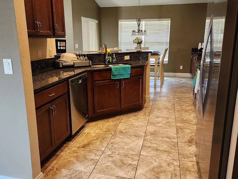 8529 SE 158th Pl — Photo 8