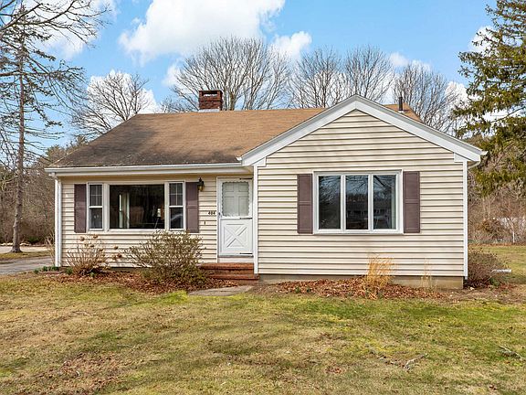 2nd image of 404 Sandwich Road