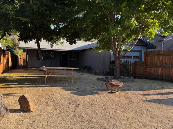 533 NE Olney Ave, Bend, OR 97701