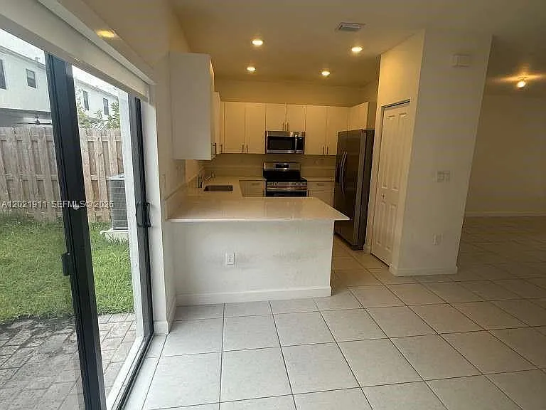 12942 SW 231st St #12942 — Photo 3