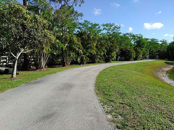  Driveway From  Private Gate