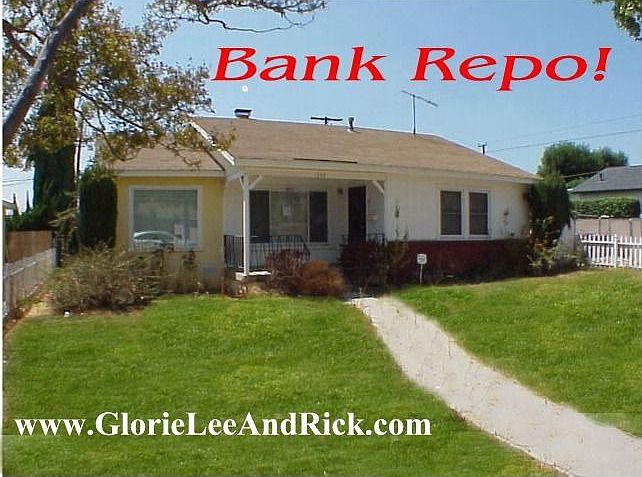 1st image of 1369 Scott Ave