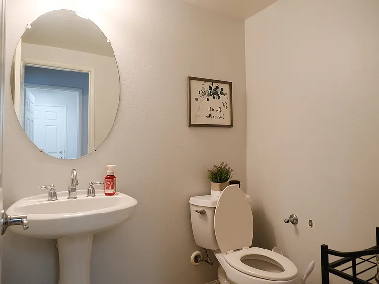 Powder room