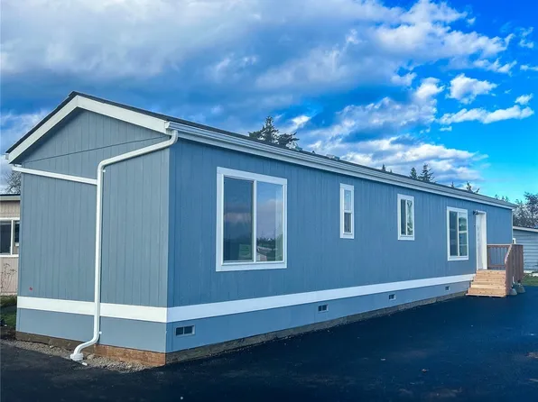 2010 Front Street #33, Lynden, WA 98264