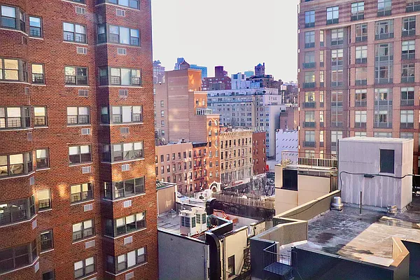 Sold by Corcoran | media 8
