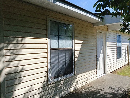 1730 Hicks St Photo 1