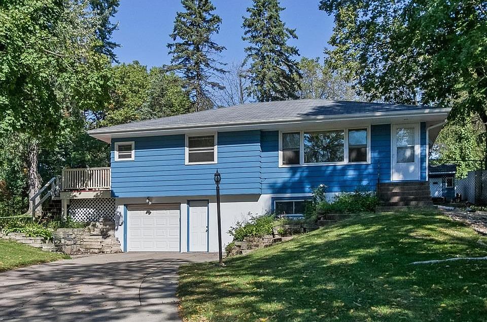 1st image of 2228 Glenwood Dr NW