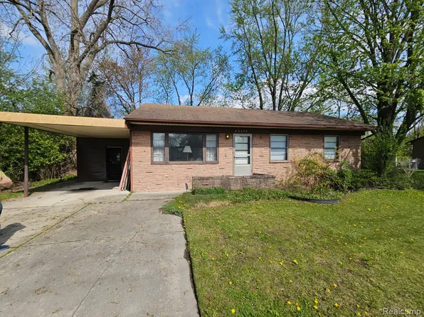 43770 North Ave, Clinton Township, MI 48036
