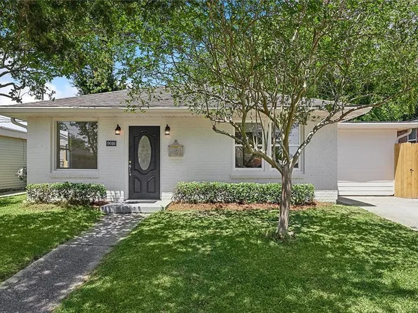 9016 Camille Ct, River Ridge, LA 70123