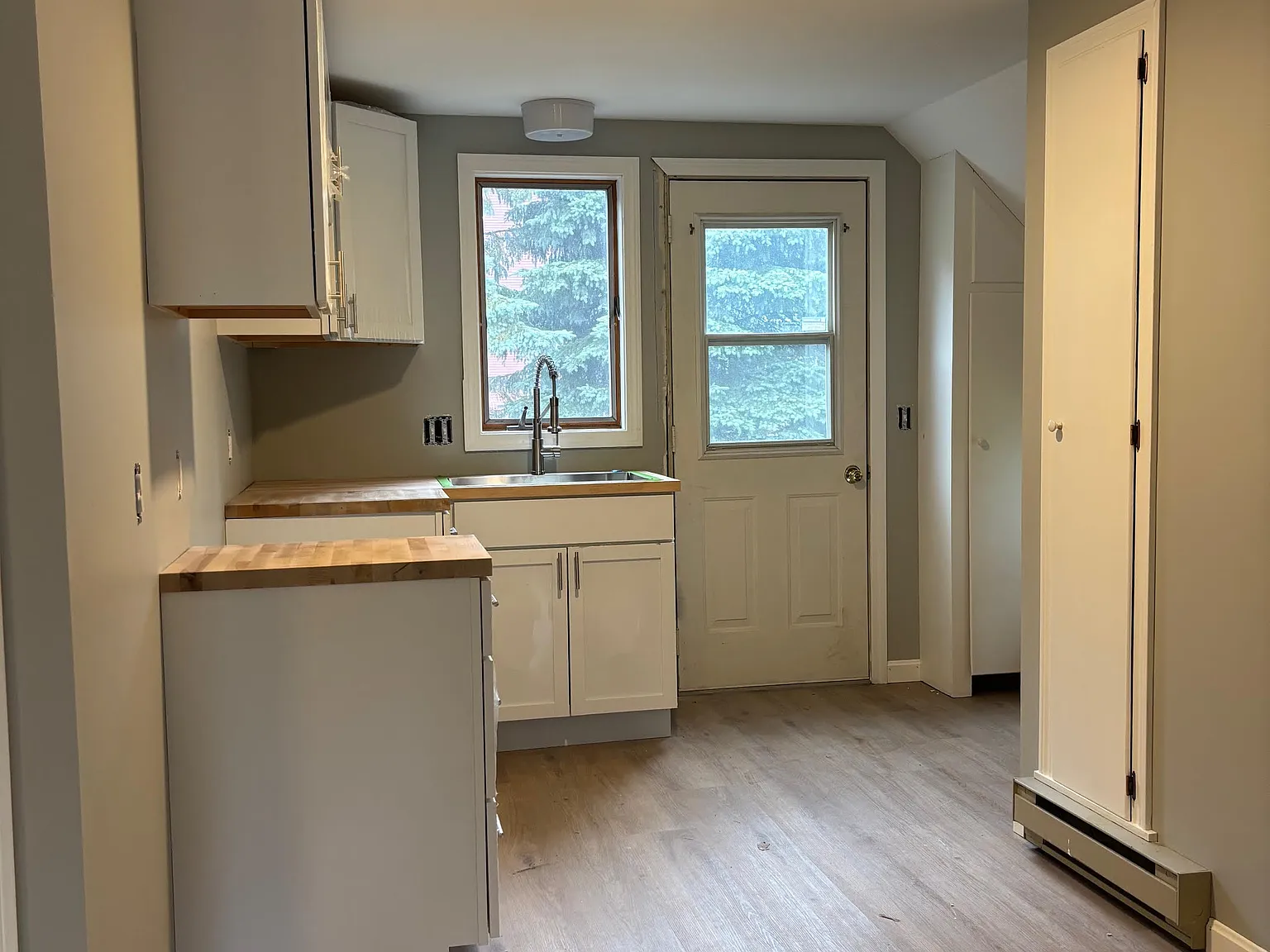1 bed, 550 sqft, $2,100 — Photo 2