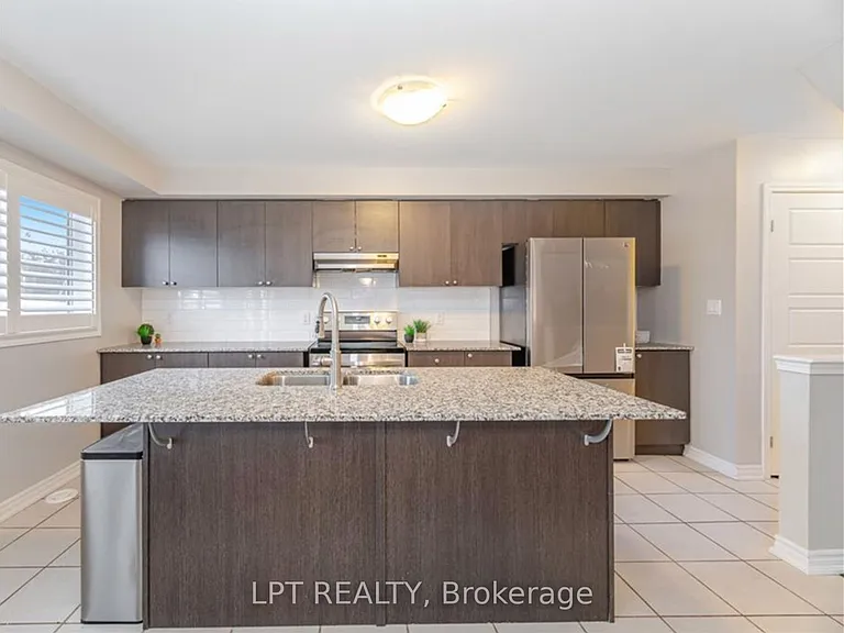 554 Goldenrod Ln #140 — Photo 15