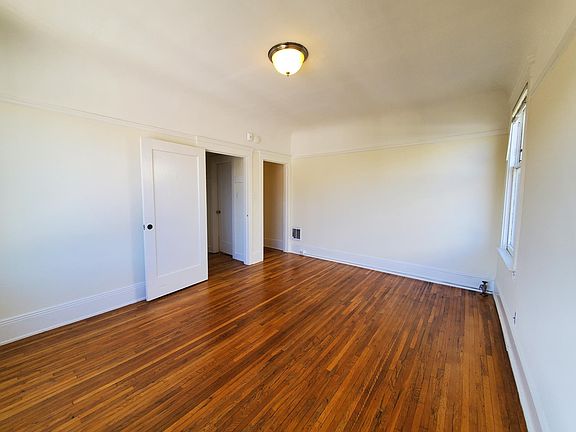 4th image of 3465 25th St APT 19