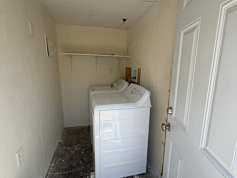 3413 Immanuel Rd — Photo 15