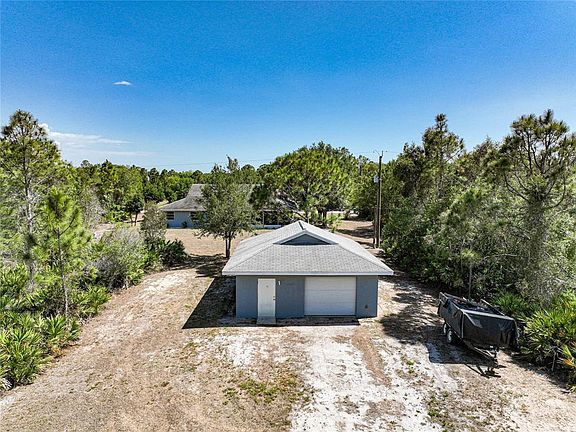 2nd image of 27480 Chinquapin Dr