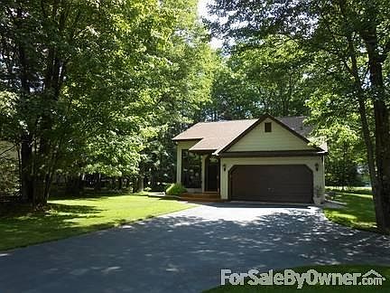 Lower Level Laundry/Bath 3