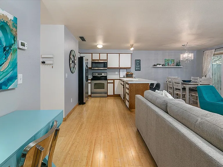 2594 S Falling Brook Ln — Photo 6