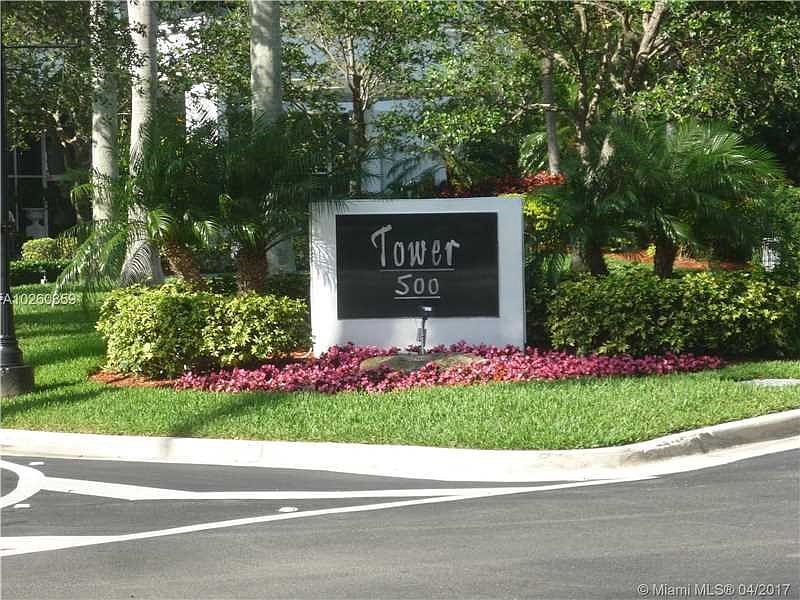 1st image of 3530 Mystic Pointe Dr APT 1704