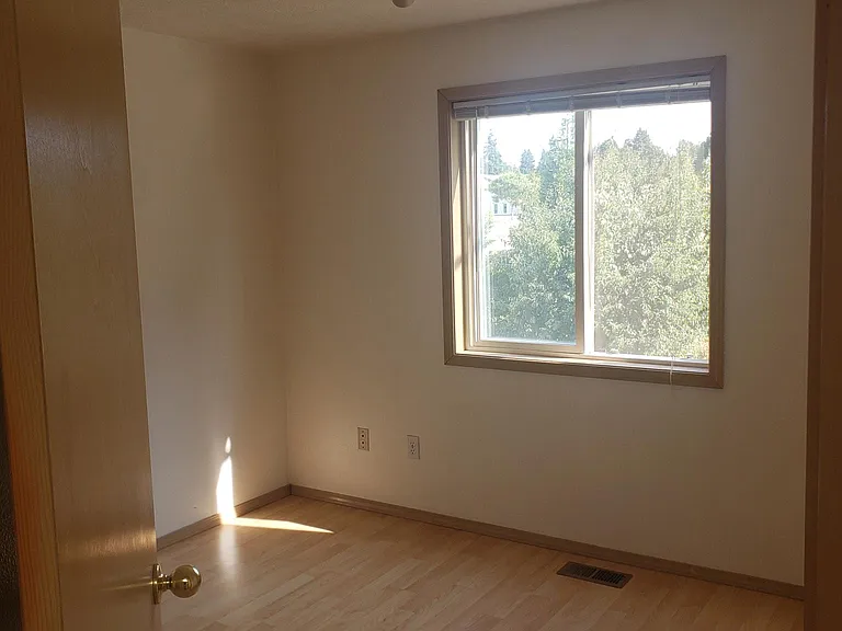 12470 SW Winter Lake Dr — Photo 18