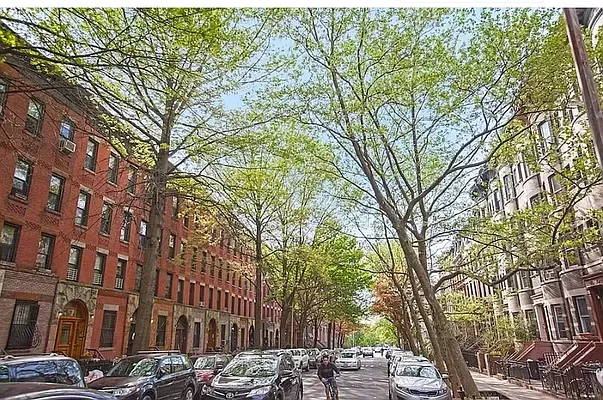 Rented by REAL New York | media 7